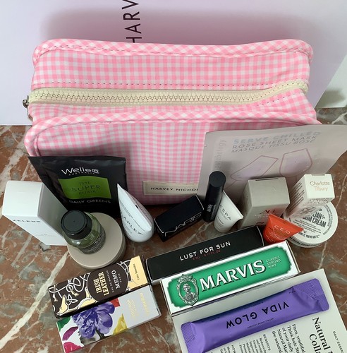 Harvey nichols beauty gift - gift, set